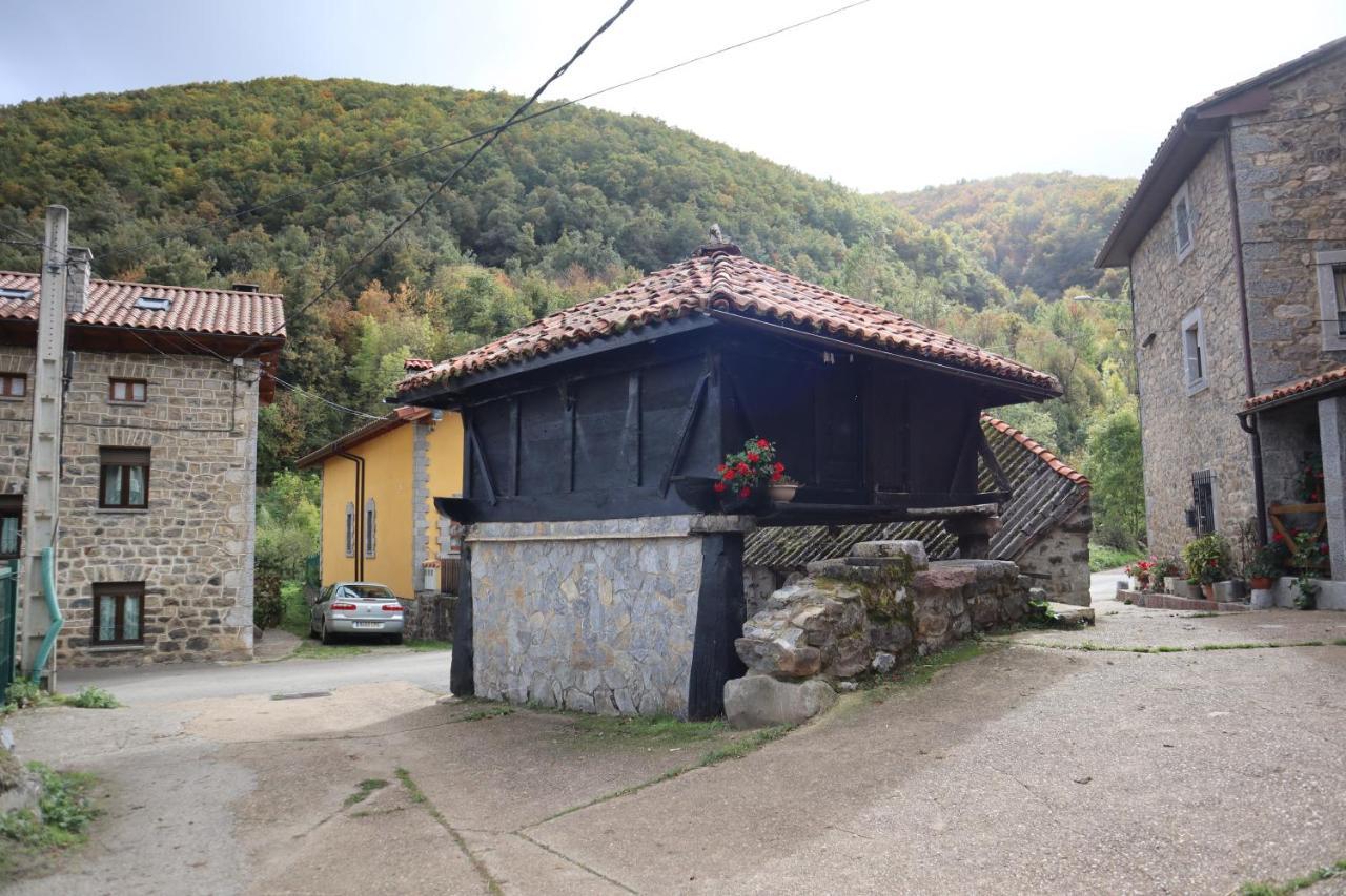 Casa Rural Pambuches Soto De Valdeon Exterior photo